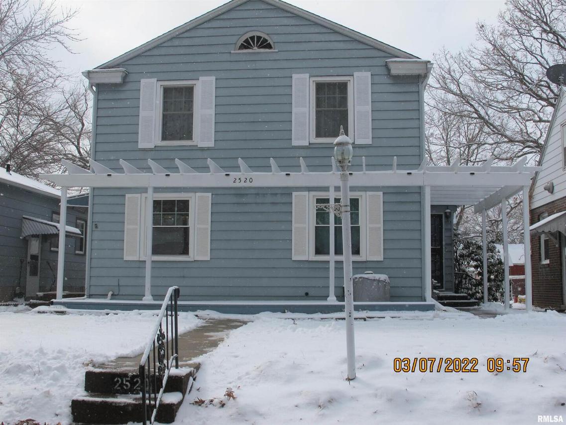 2520 23rd Ave., Rock Island, IL 61201