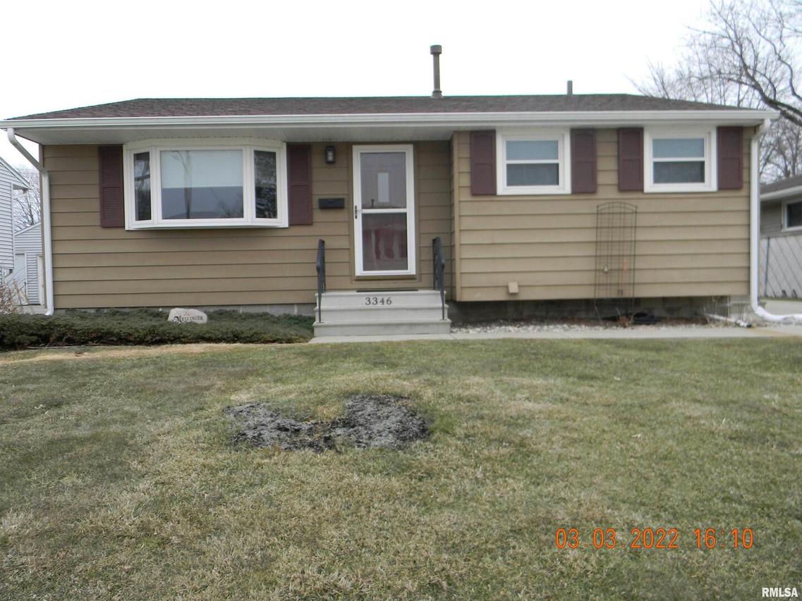 3346 4th St., East Moline, IL 61244