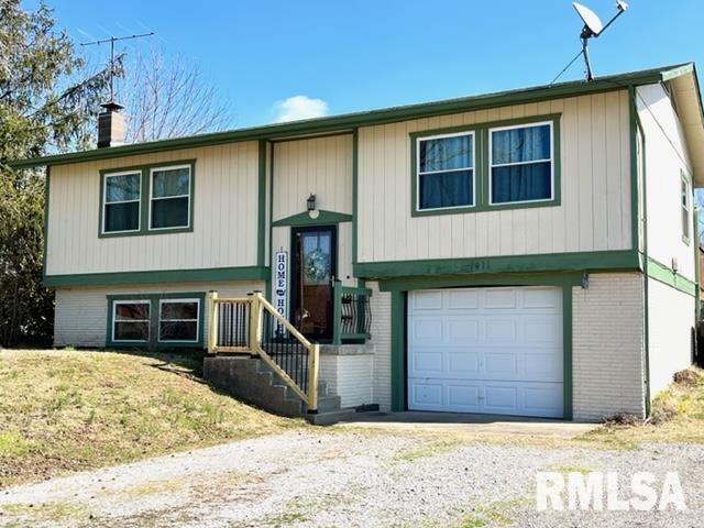 1411 Glopen Rd., Carbondale, IL 62901