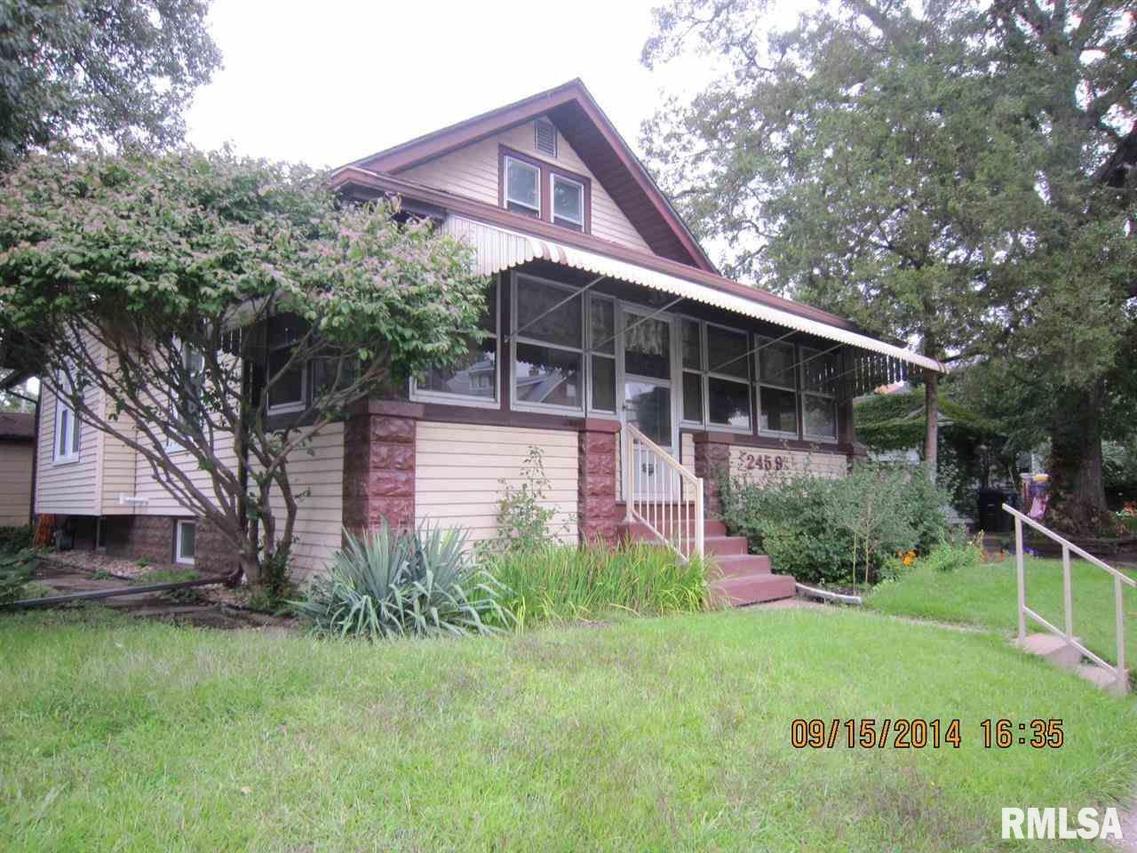 2459 18th Ave., Rock Island, IL 61201