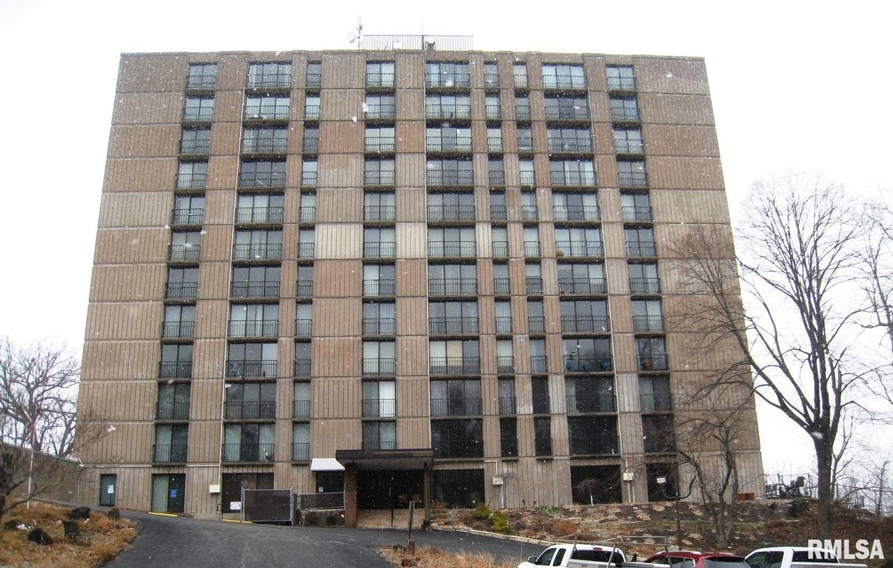1800 7th St. #5A, East Moline, IL 61244
