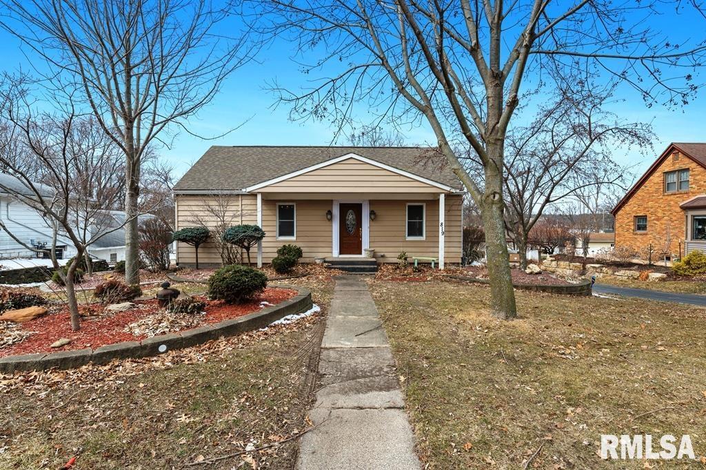 819 N High St., Port Byron, IL 61275