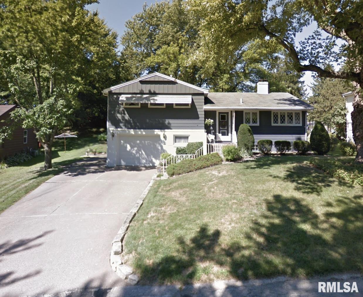 2450 26th St., Rock Island, IL 61201