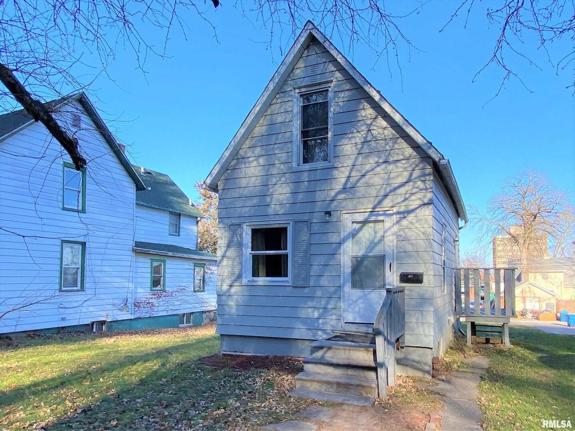 641 18th Ave., East Moline, IL 61244