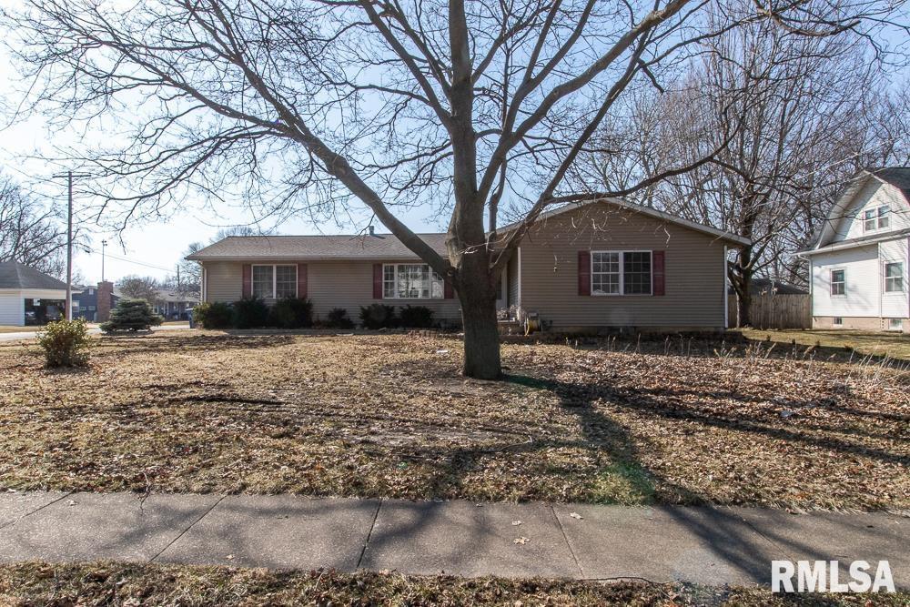 203 N West St., Cambridge, IL 61238