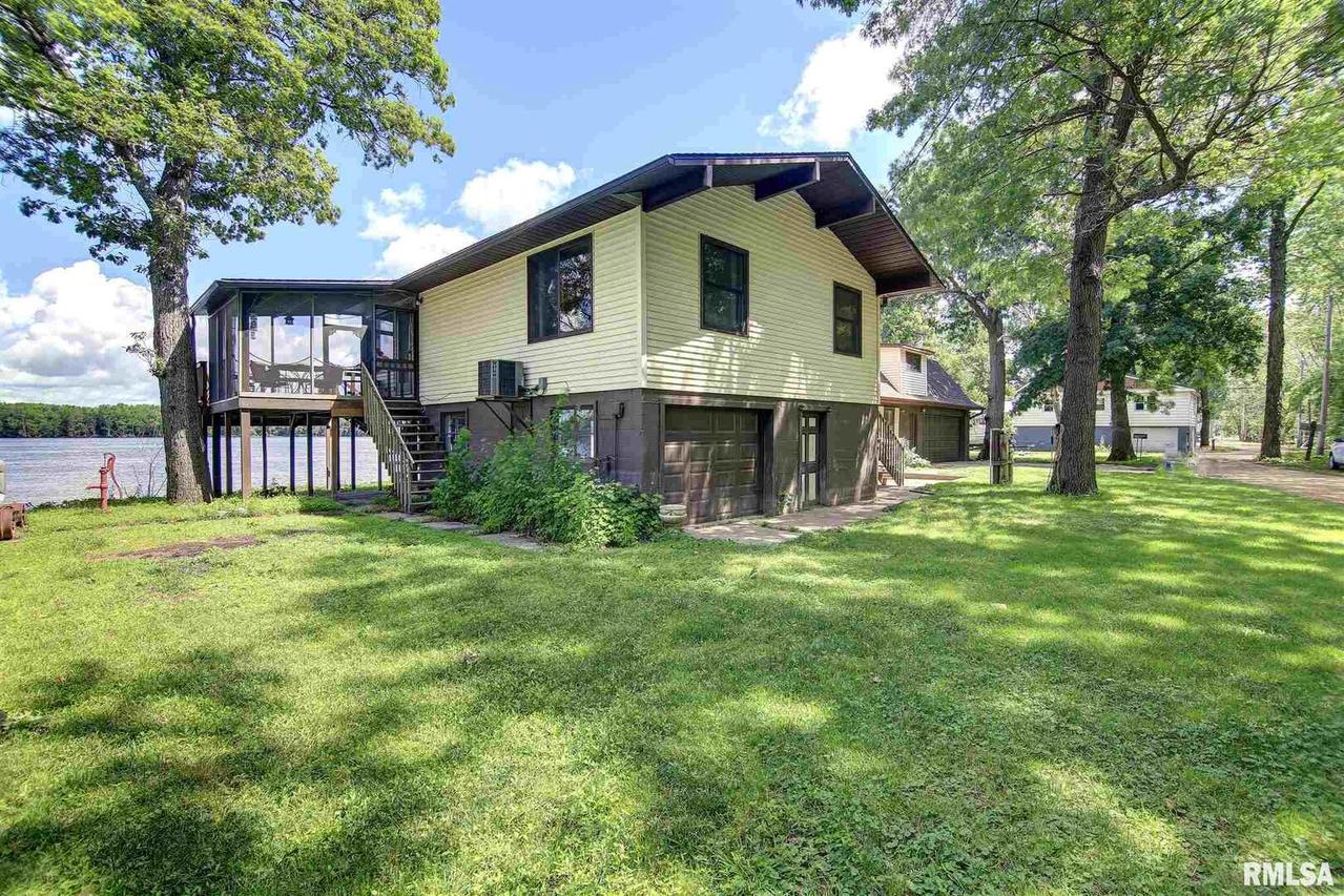 14611 Vans Rd., Fulton, IL 61252