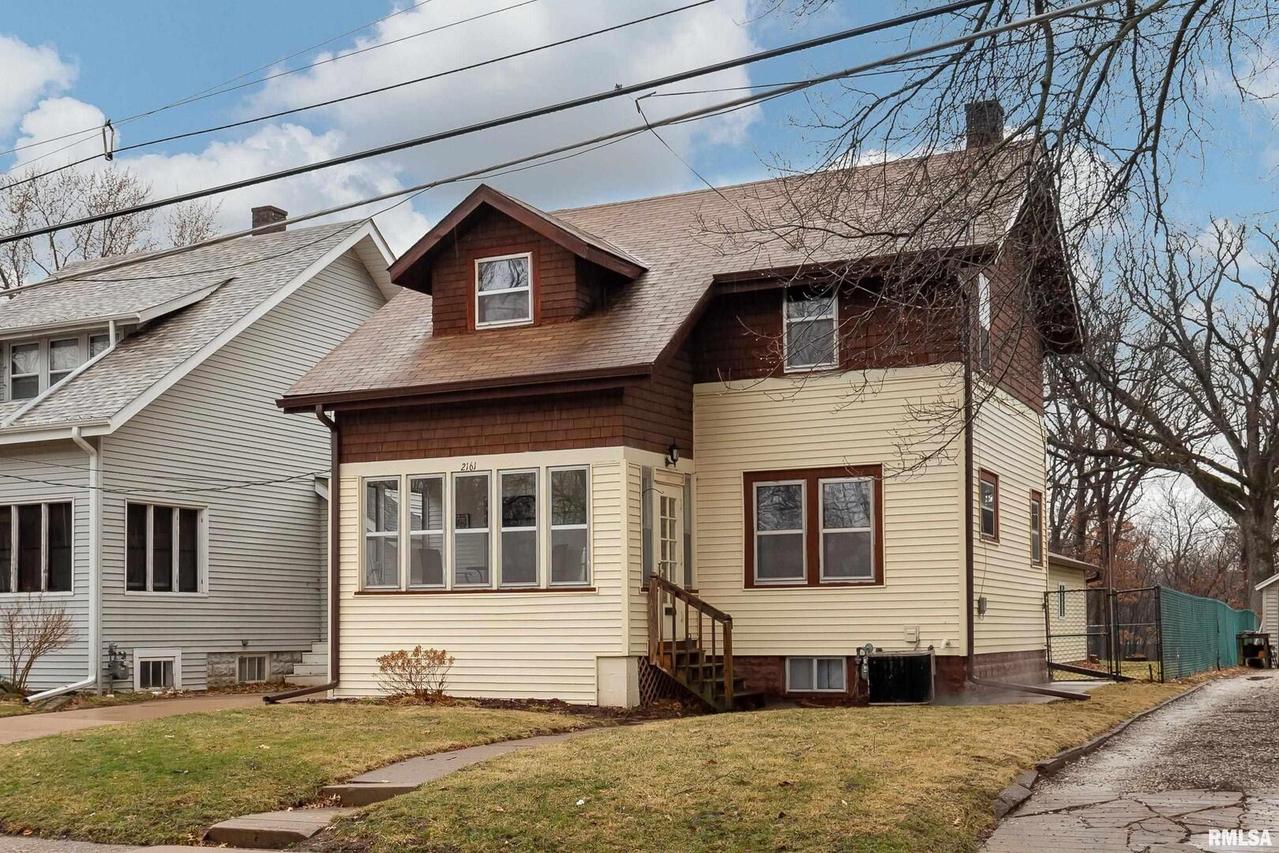 2161 18th St., East Moline, IL 61244