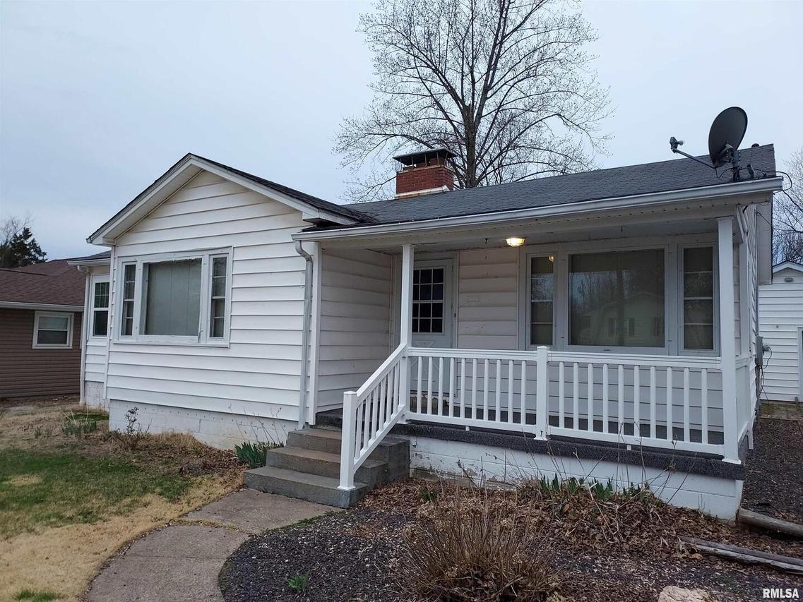 616 S Carbon St., Marion, IL 62959