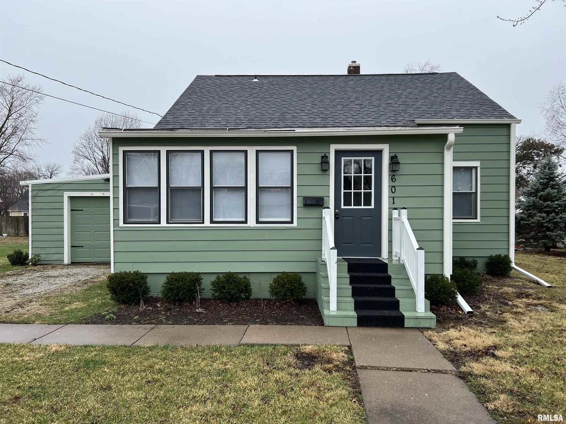 601 NE 4th Ave., Aledo, IL 61231