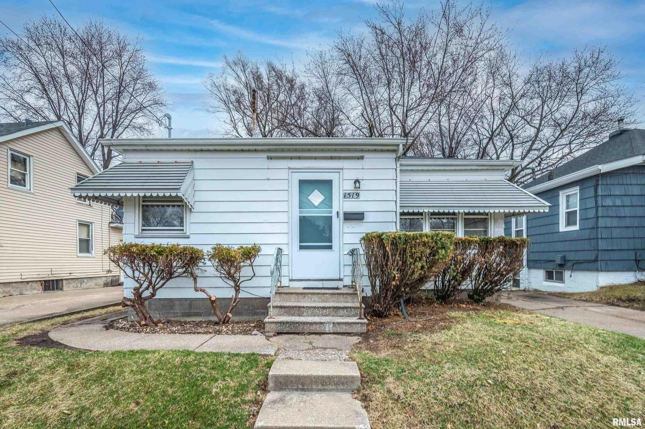 1519 44th St., Rock Island, IL 61201