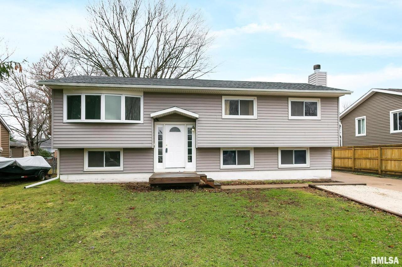 315 6th St., Colona, IL 61241