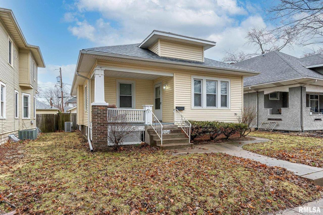 2134 15th St., Moline, IL 61265
