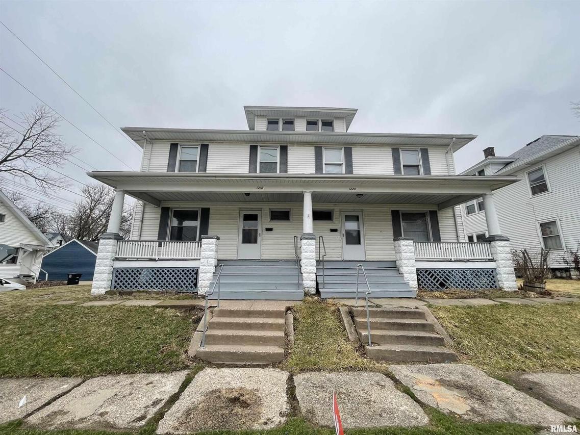 1218-1220 11th St., Moline, IL 61265