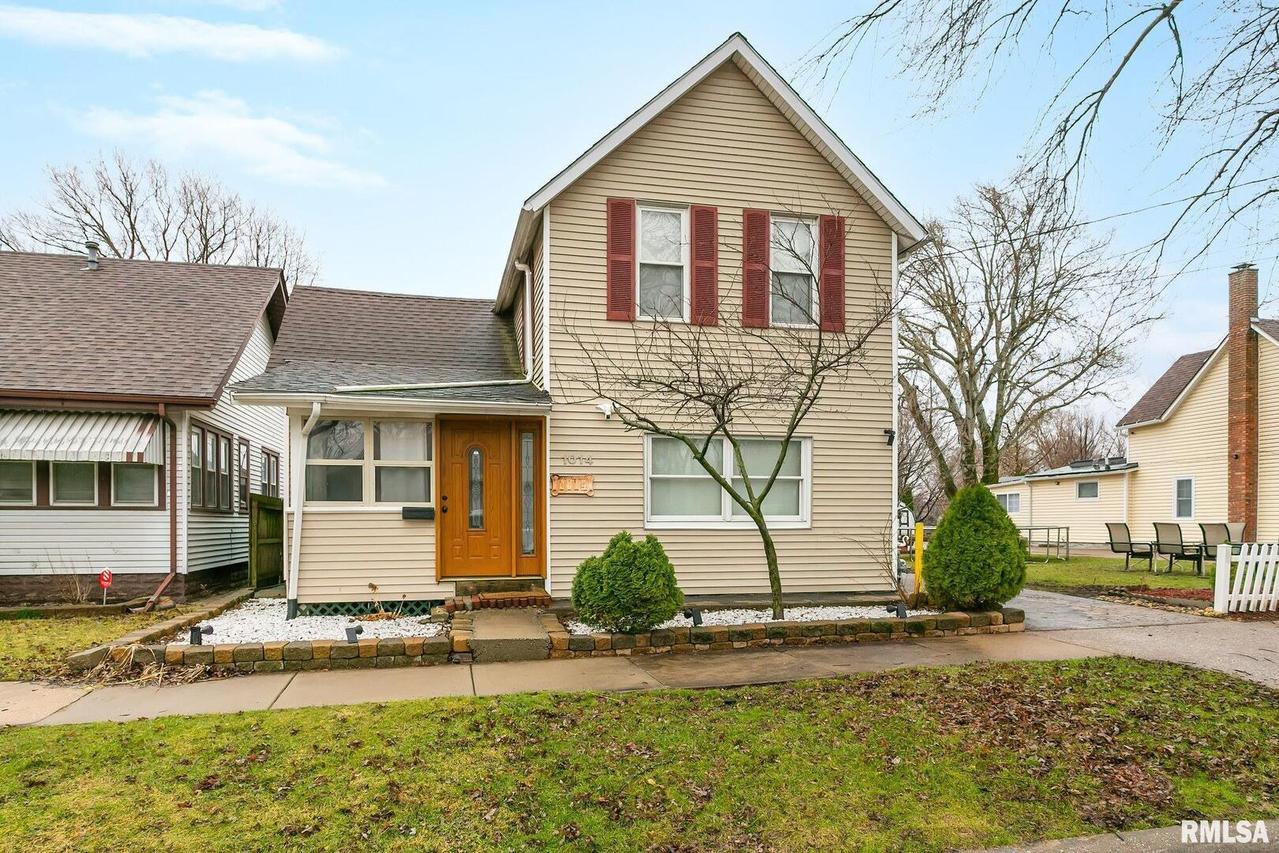 1014 29th St., Moline, IL 61265