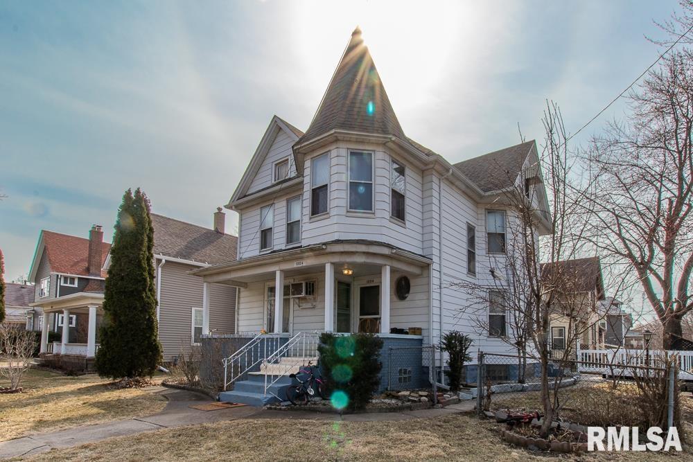1004 13th Ave., Moline, IL 61265