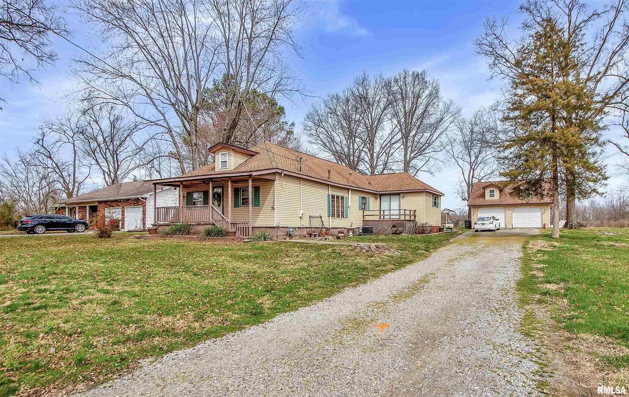 208 W Reid, Marion, IL 62959