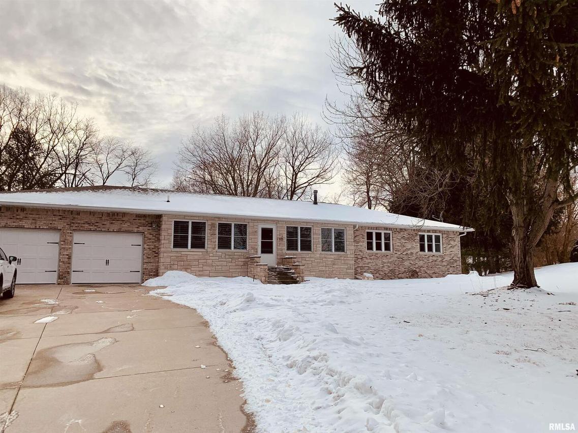 234 Meadowbrook Ct., Geneseo, IL 61254