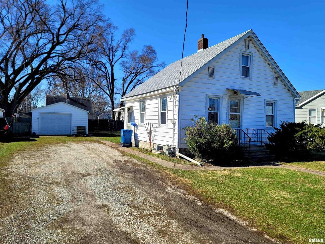 508 8th Ave., Silvis, IL 61282