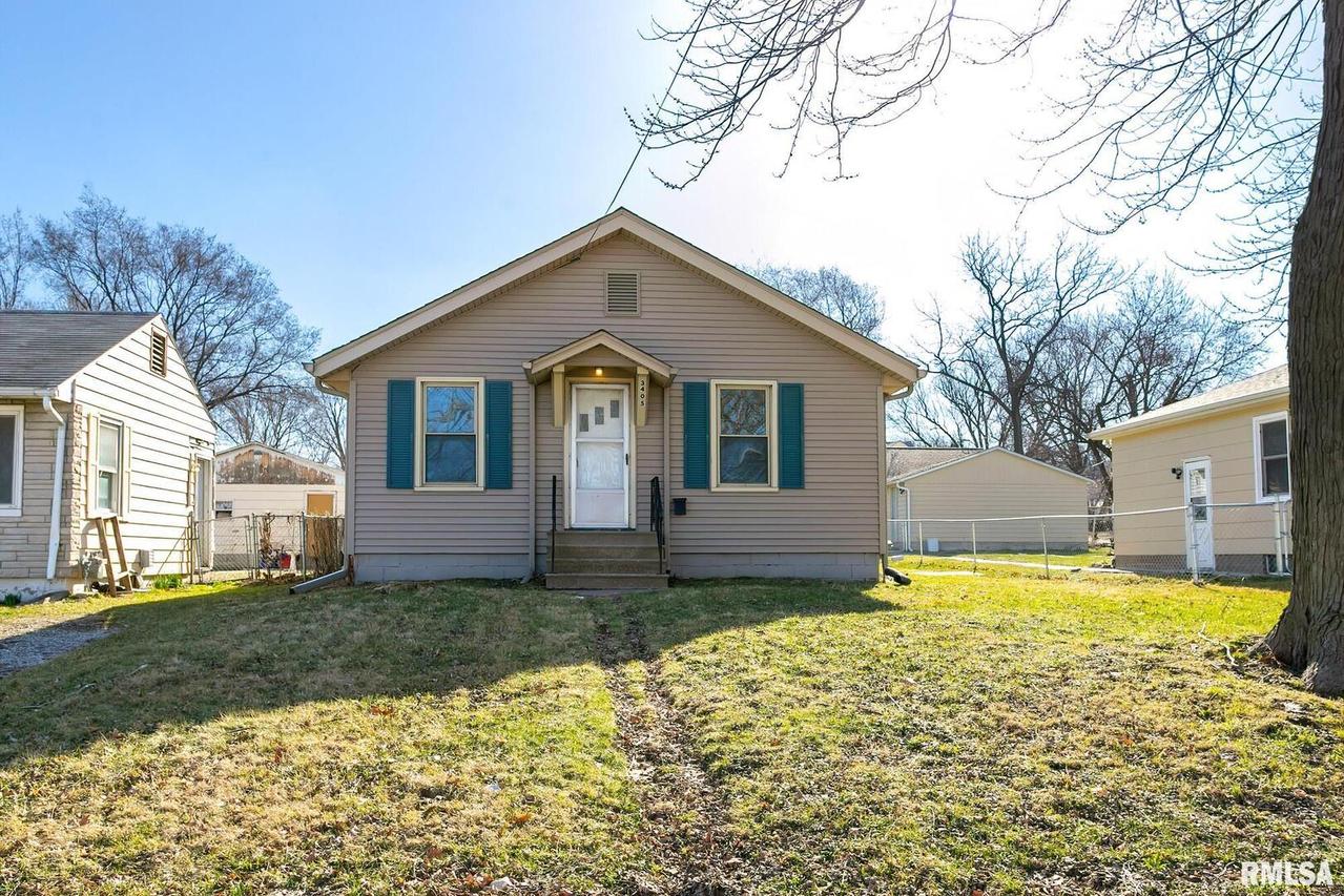 3405 9th St., Rock Island, IL 61201