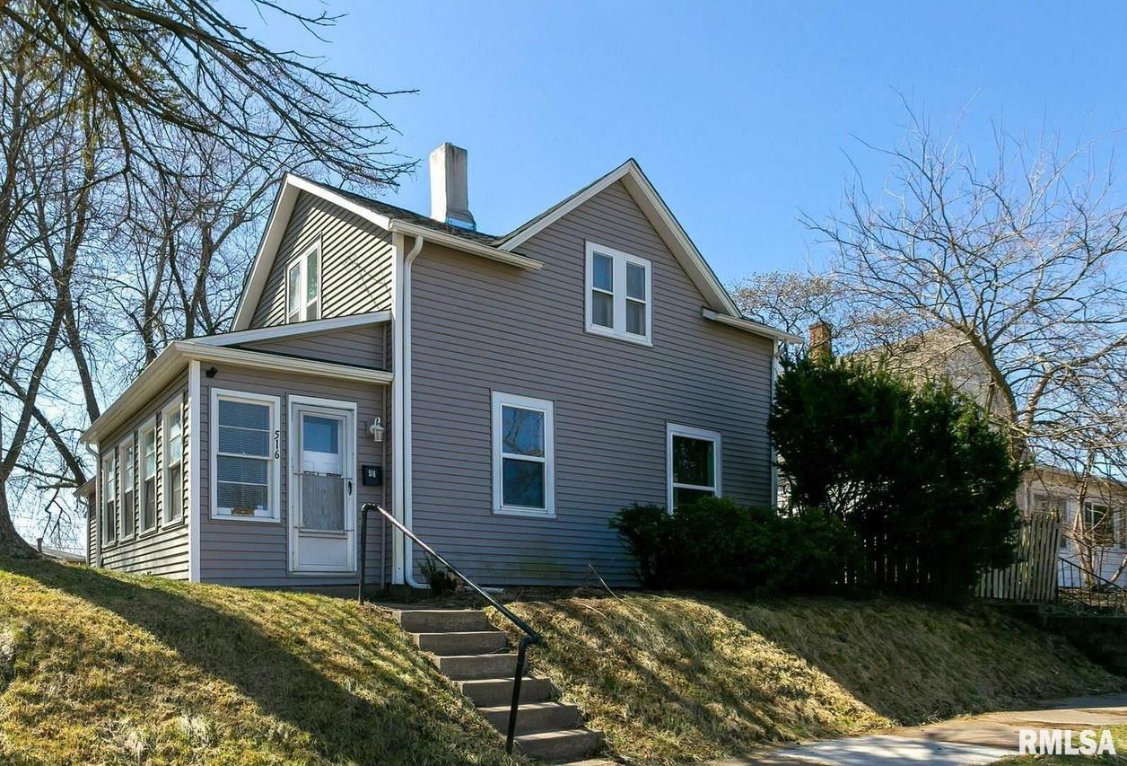 516 24th Ave., Moline, IL 61265