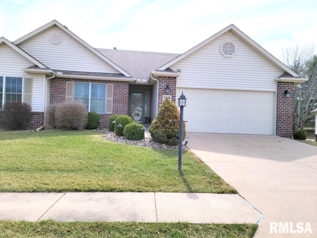 7328 35th Avenue Ct., Moline, IL 61265