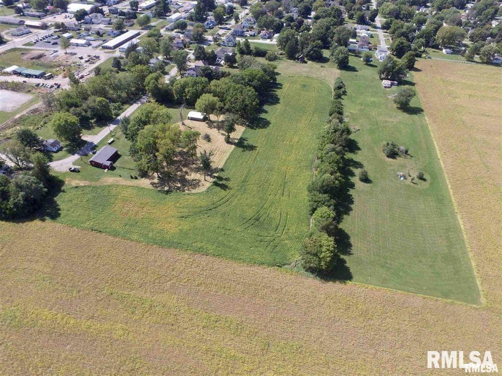 1101 NE Main St., Aledo, IL 61231