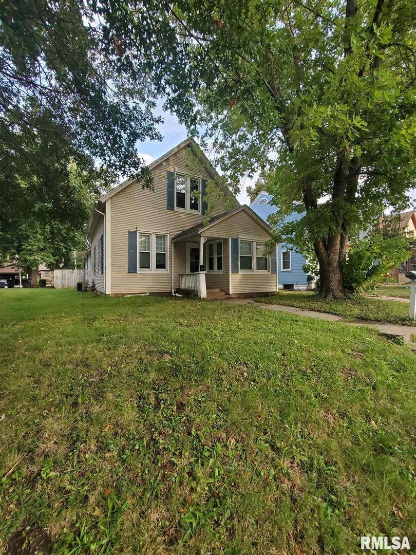 1317 44th St., Rock Island, IL 61201