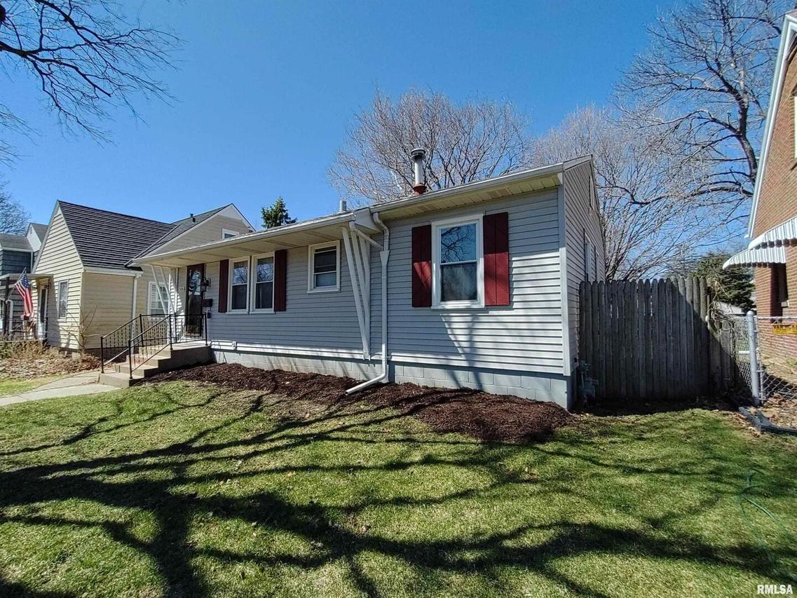 1436 43rd St., Rock Island, IL 61201