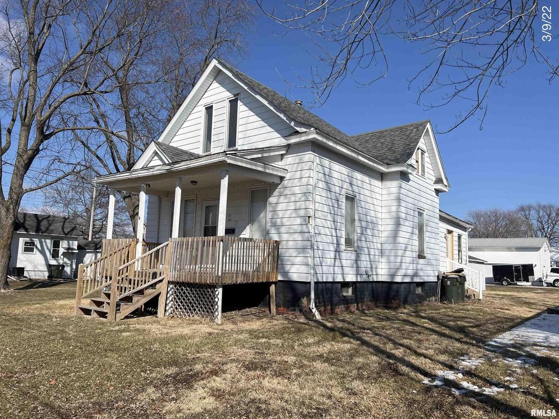 120 N Hill St., Geneseo, IL 61254