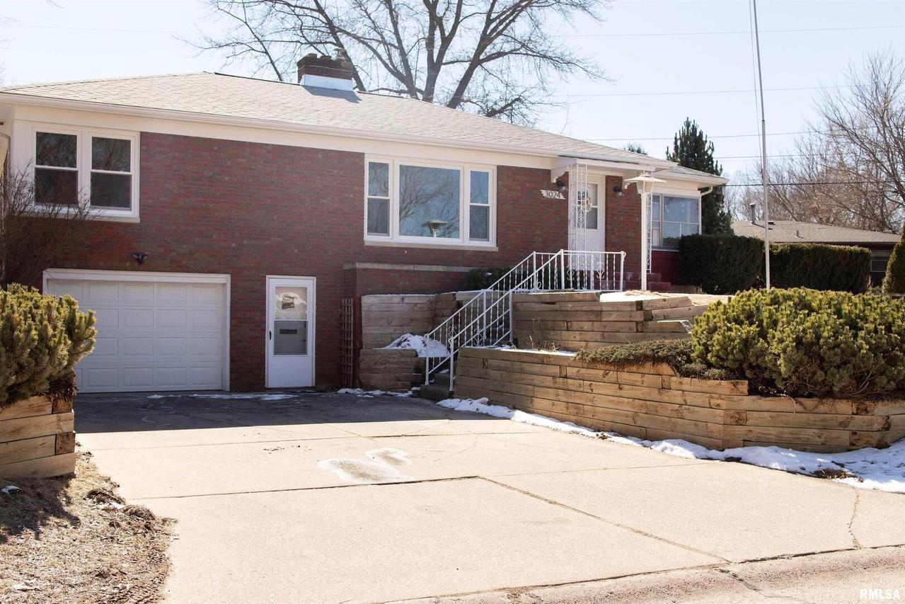 3024 35th Ave., Rock Island, IL 61201