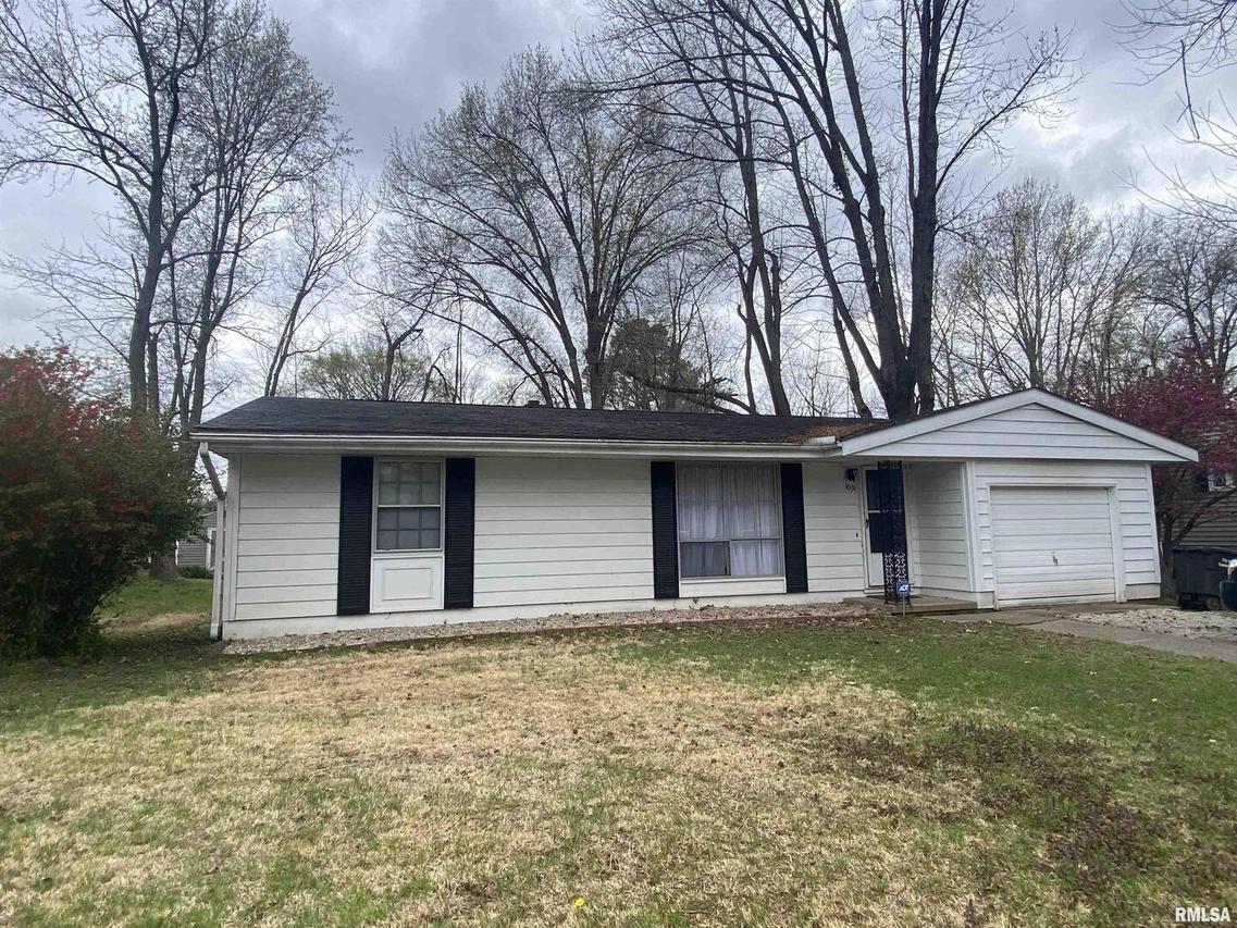 1031 W Willow St., Carbondale, IL 62901