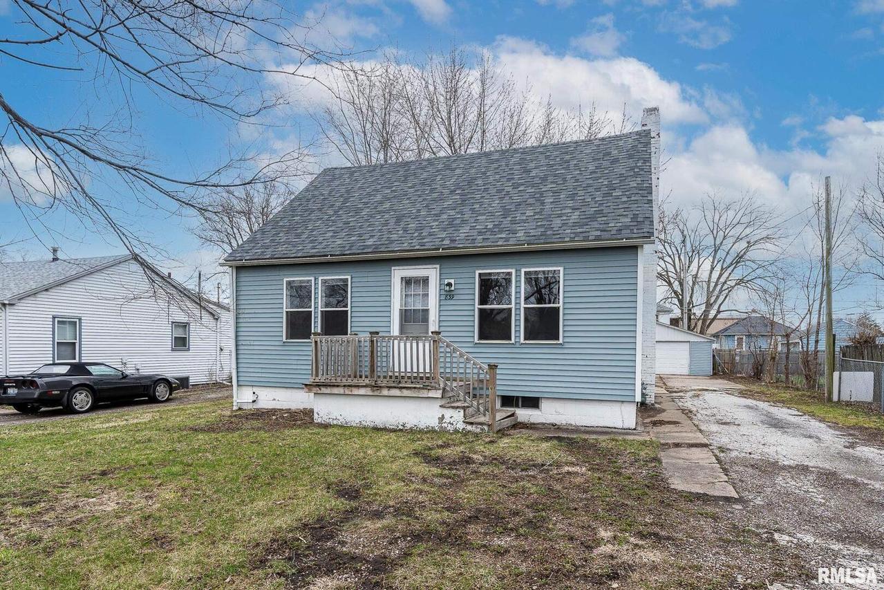 839 10th St., Milan, IL 61264