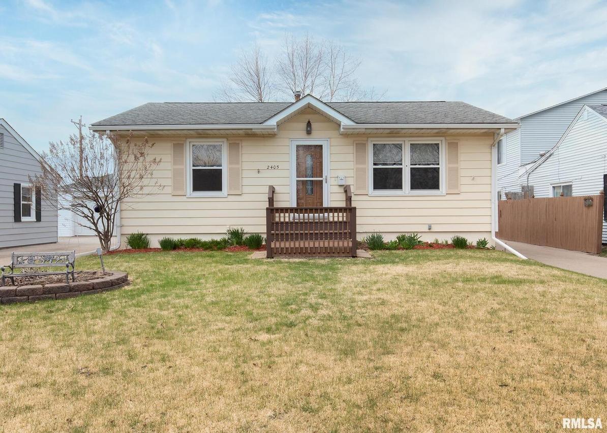 2405 44th St., Moline, IL 61265