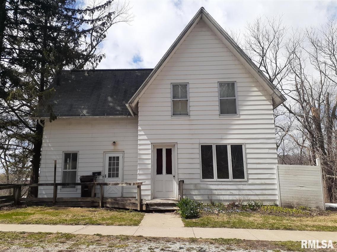 202 N Carroll St., Mt Carroll, IL 61053