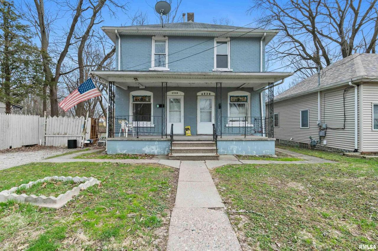 4538-4540 15th Ave., Rock Island, IL 61201