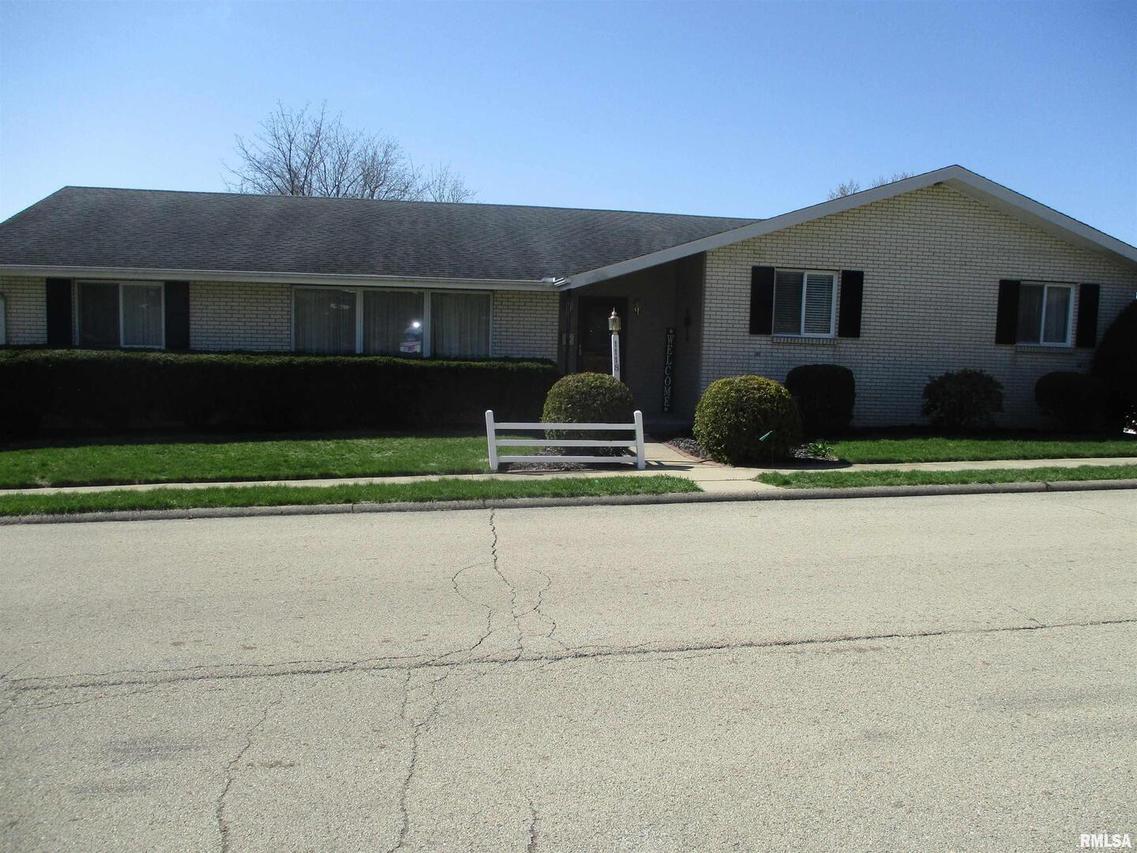 1118 12th Ave., Fulton, IL 61252