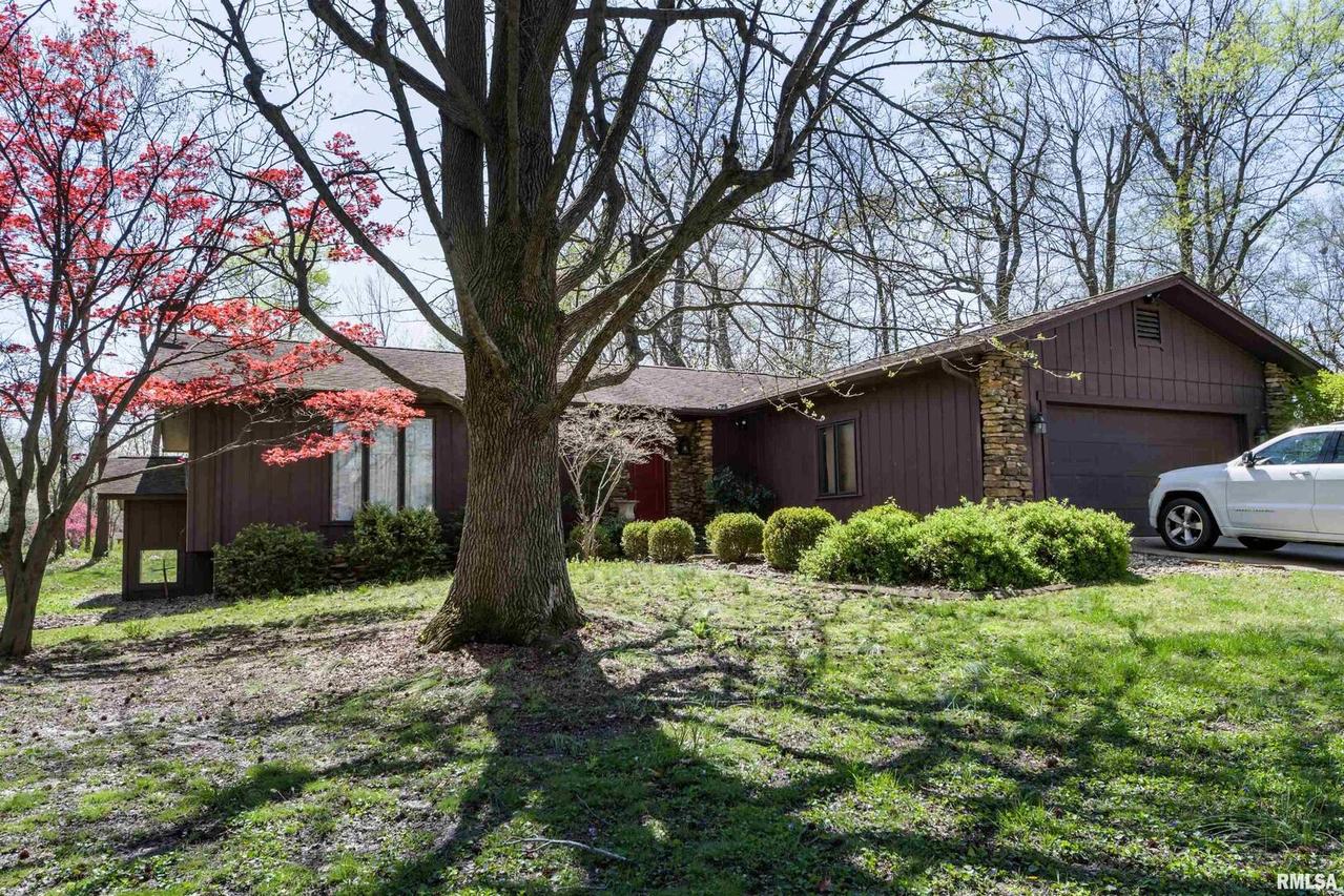 8 Dogwood Ln., Herrin, IL 62948