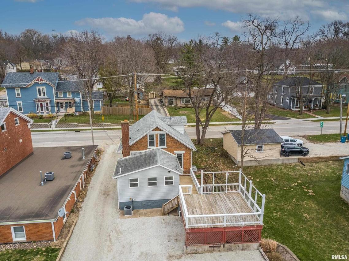 107 S High St., Port Byron, IL 61275