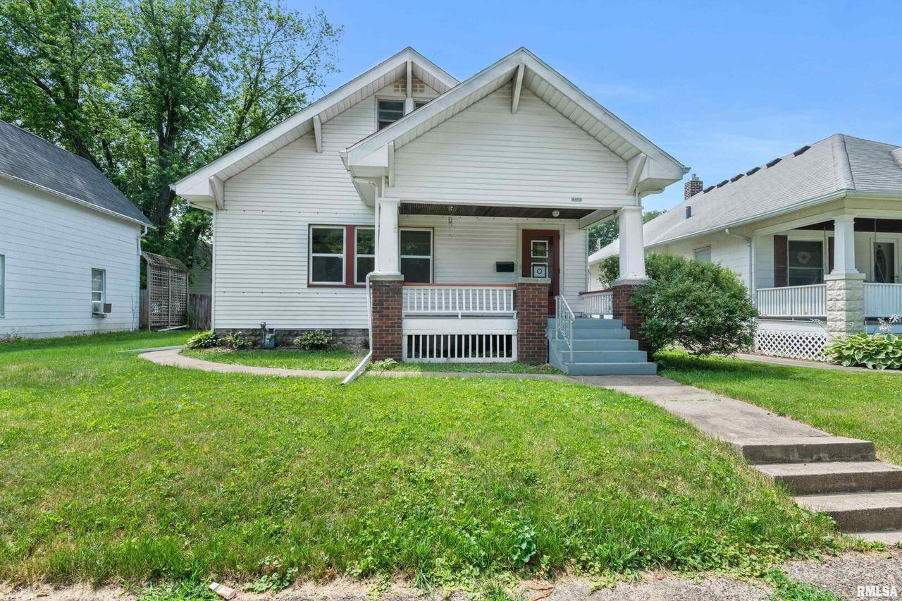 2404 18th Ave. #A, Moline, IL 61265