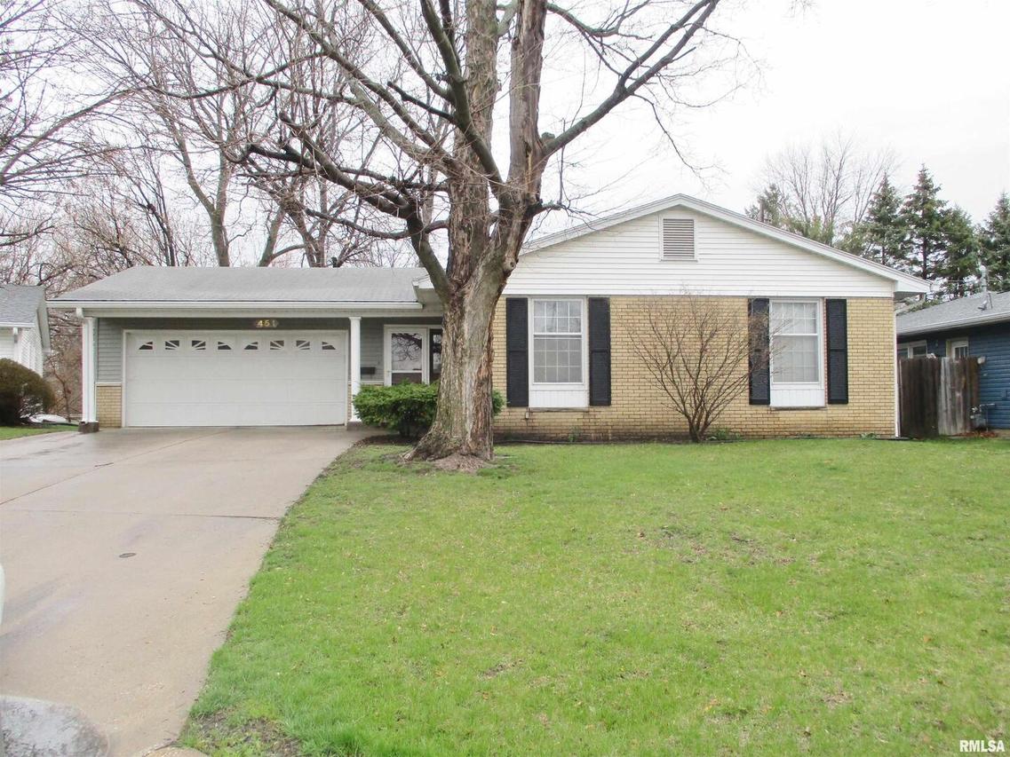 451 31st Ave., East Moline, IL 61244