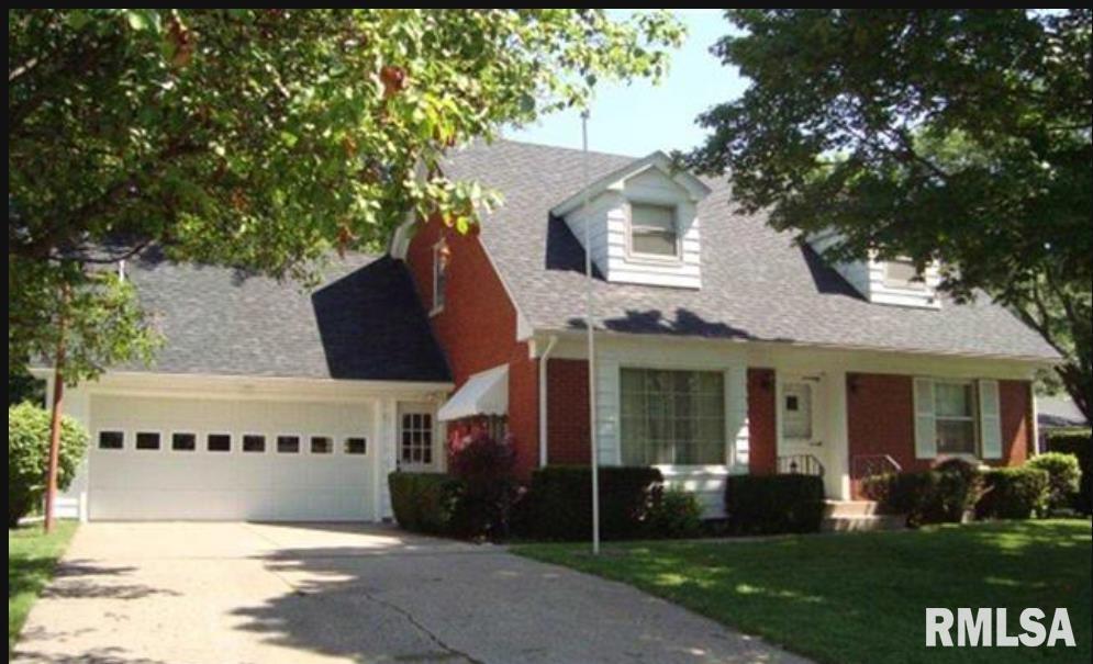 717 22nd Avenue Ct., Moline, IL 61265