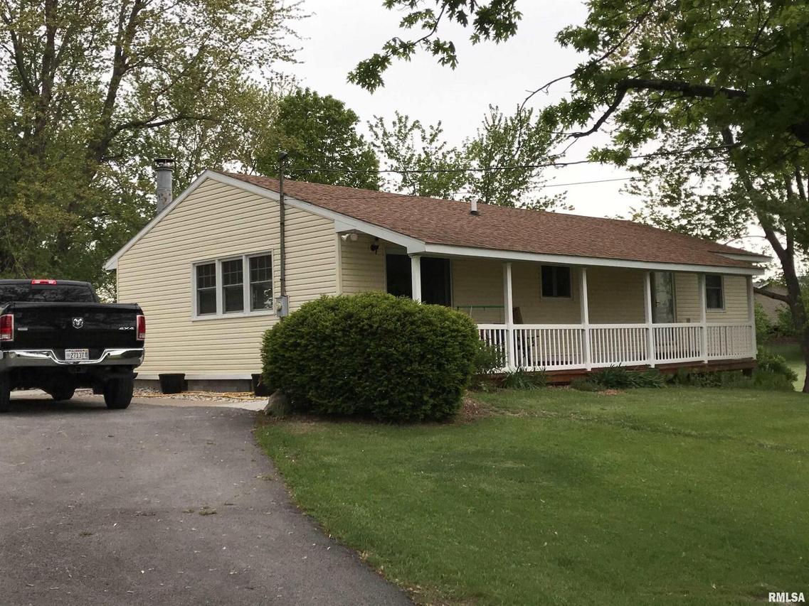 13816 140th St., Taylor Ridge, IL 61284