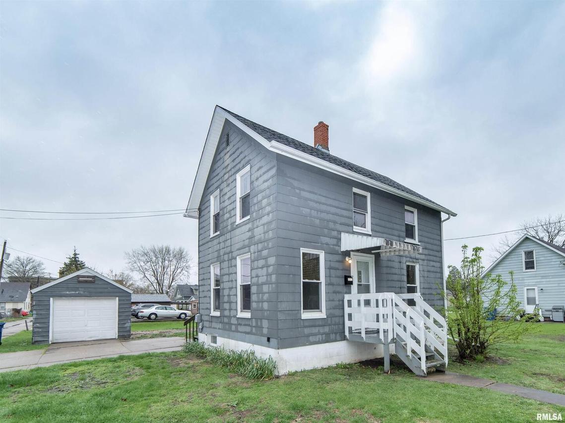 1512 24th Ave., Moline, IL 61265
