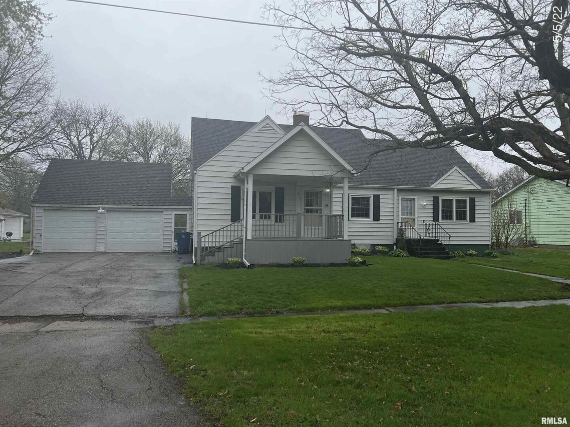 405 S State St., Annawan, IL 61234