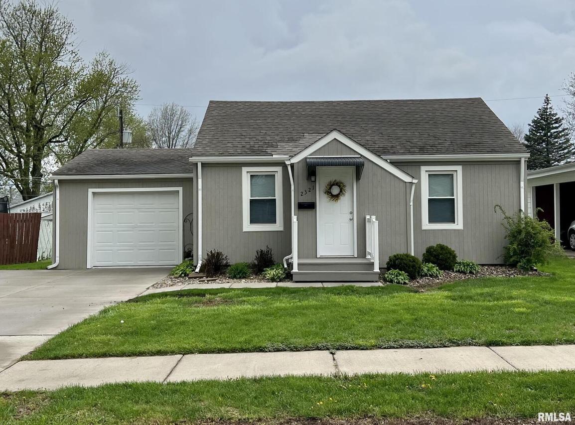 2321 48th St., Moline, IL 61265