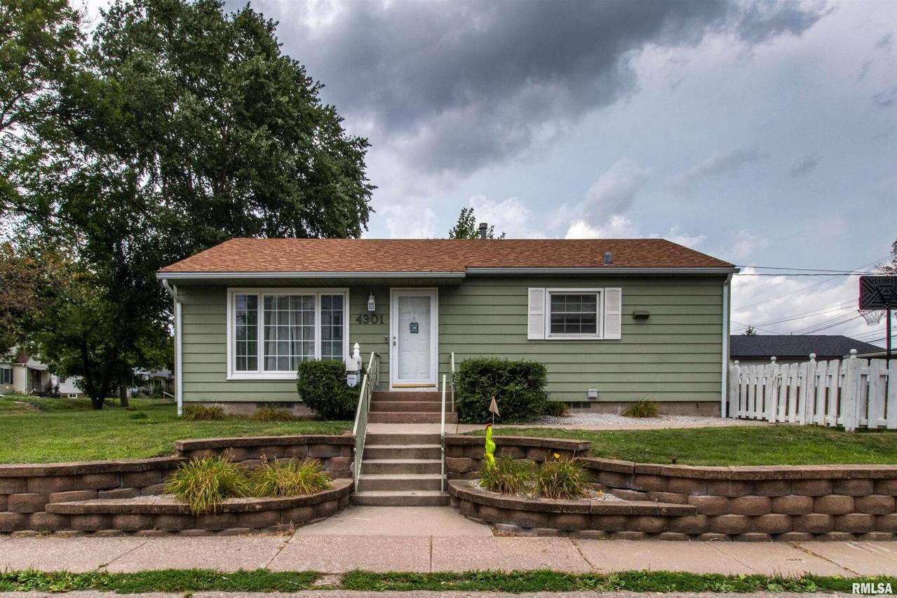 4301 22nd Ave., Rock Island, IL 61201