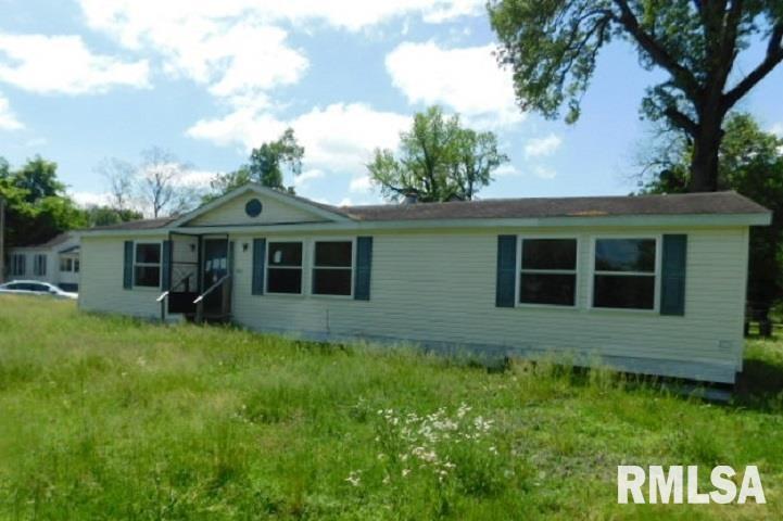 530 2nd St., Mounds, IL 62964