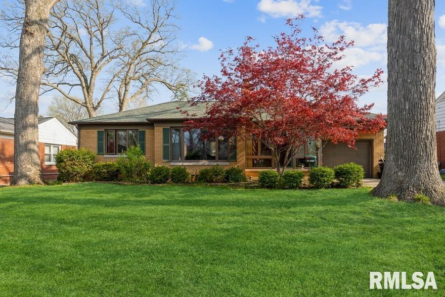 2721 30th Ave., Rock Island, IL 61201