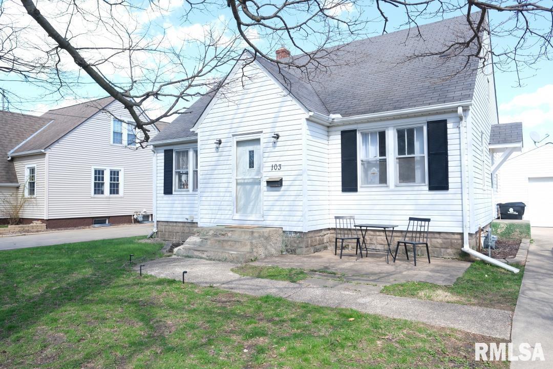 103 Harvey St., Washington, IL 61571