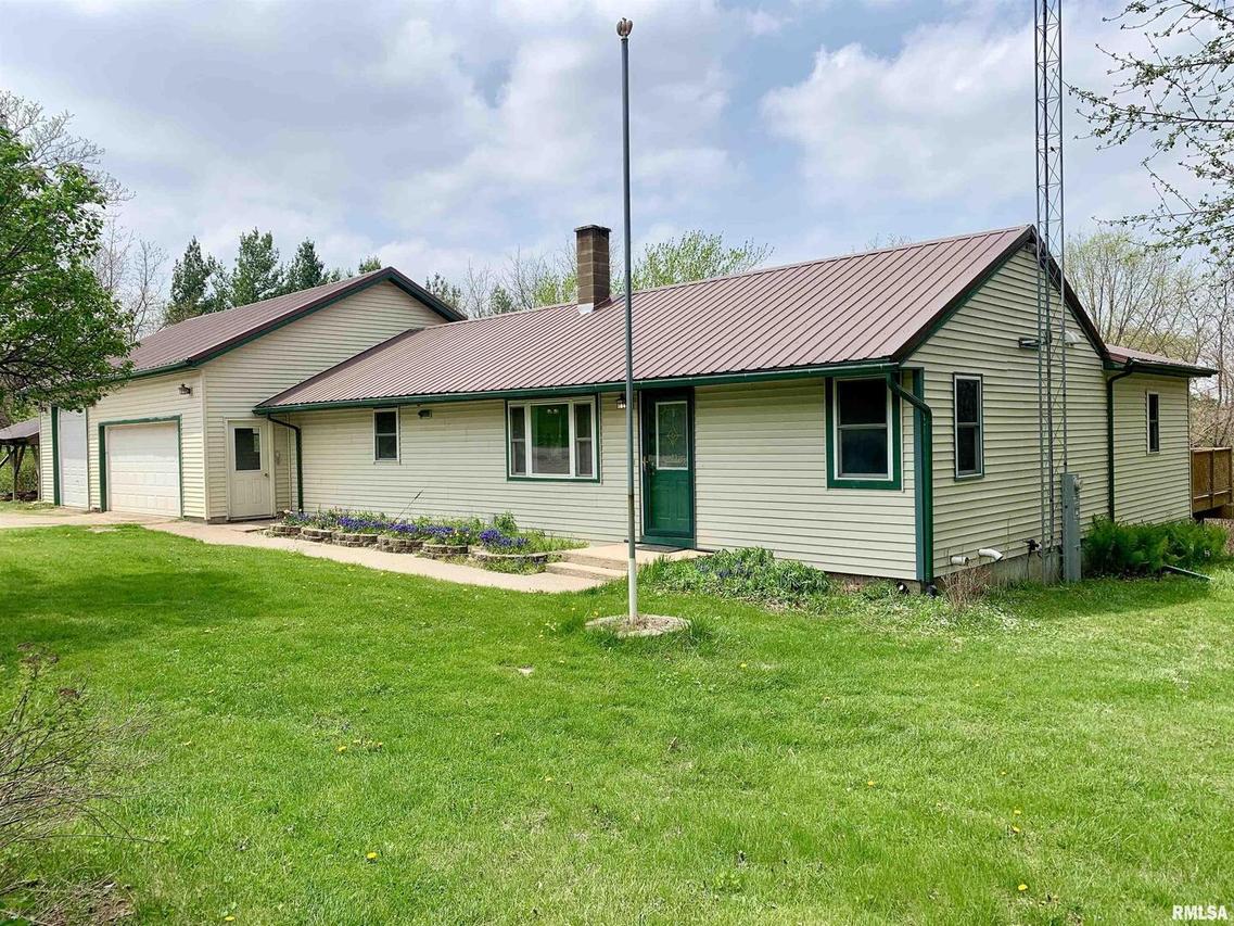 10484 Getz Rd., Mt Carroll, IL 61053